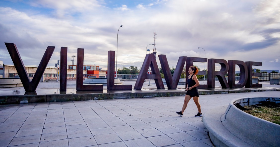 Archivo - Cartel del barrio de Villaverde, Madrid (España), a 18 de septiembre de 2020.