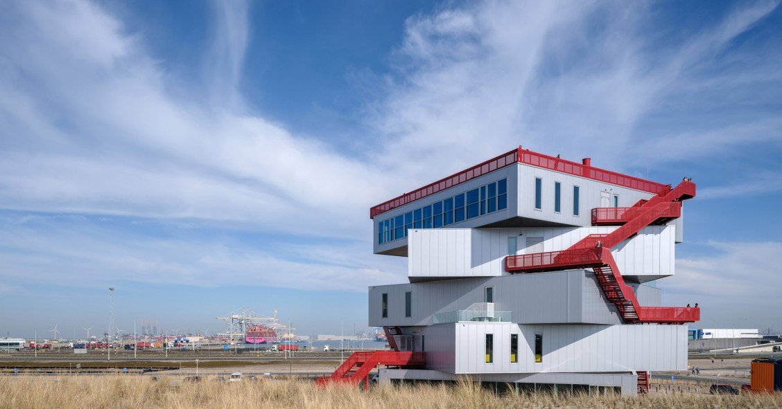 El llamativo centro de exposiciones Portlantis ha sido creado por el estudio neerlandés MVRDV.