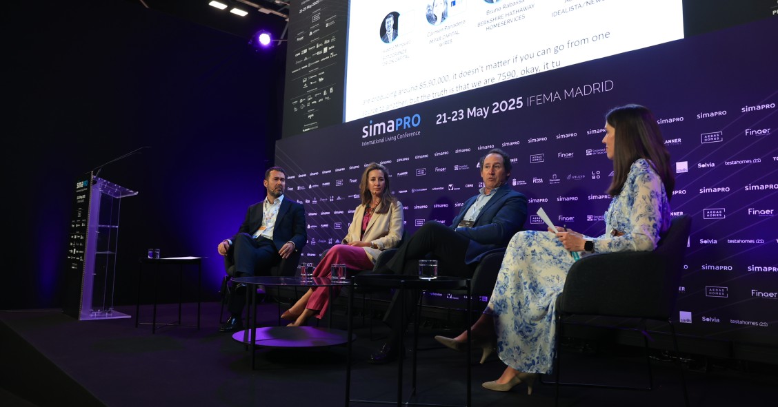 Mesa redonda en SIMA 2025