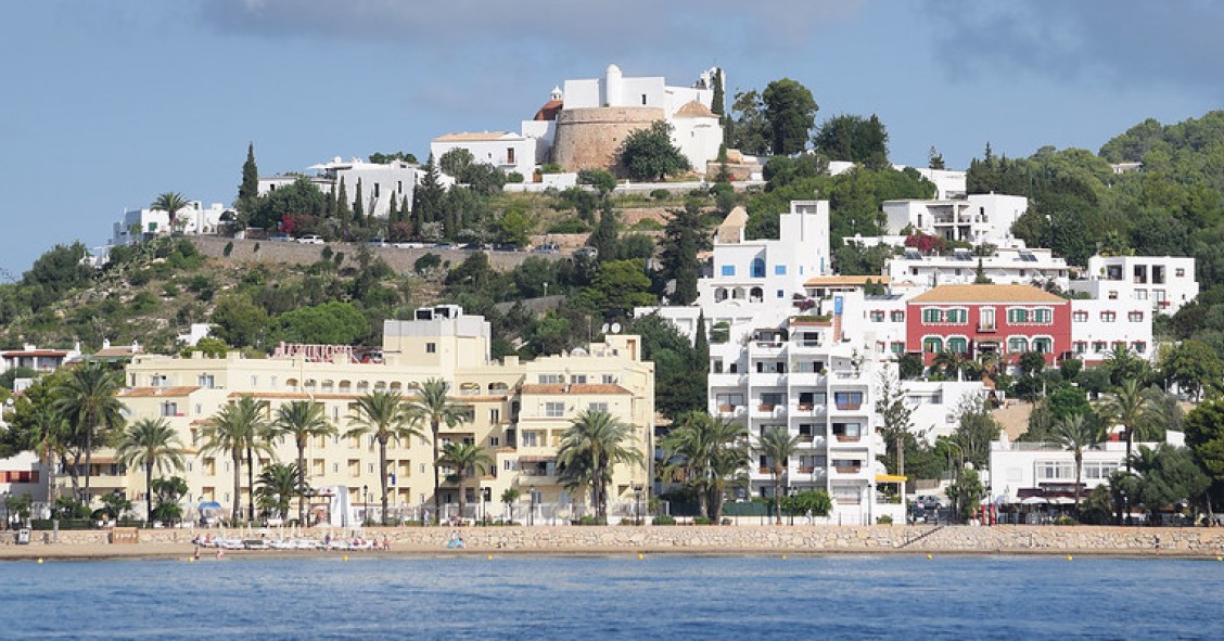 vivir en santa eulalia del rio