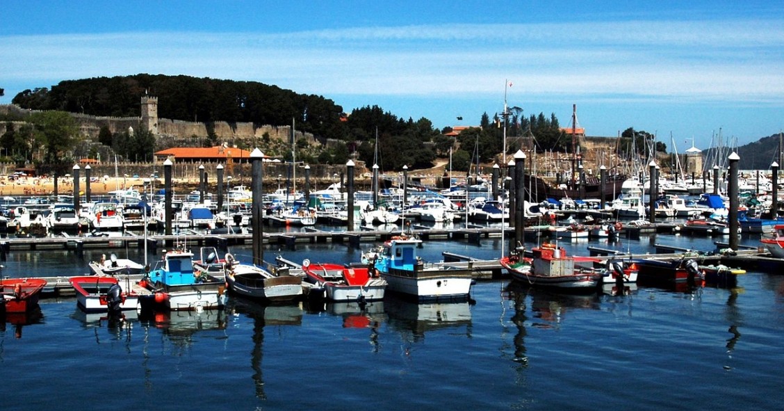 que ver en baiona