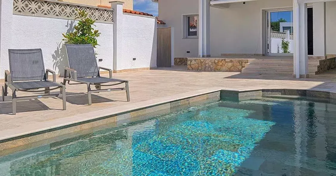 Vivienda en Empuriabrava, Girona - 1.050.000 eur
