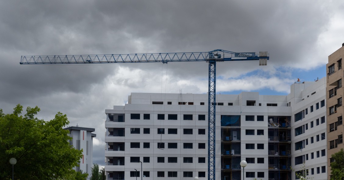 Archivo - Obras en bloques de viviendas. 