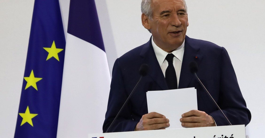 El Primer Ministro francés presenta planes para recortar el gasto público en 40.000 millones de euros