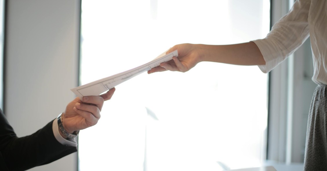 Pacto sucesorio con reserva de usufructo en Cataluña: qué es y cómo afecta en el ámbito inmobiliario