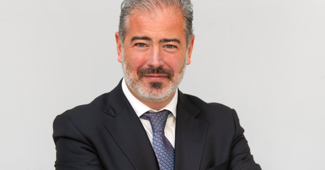 Hernández Reche: "Vamos hacia otra burbuja, aunque es distinta a la de 2008"