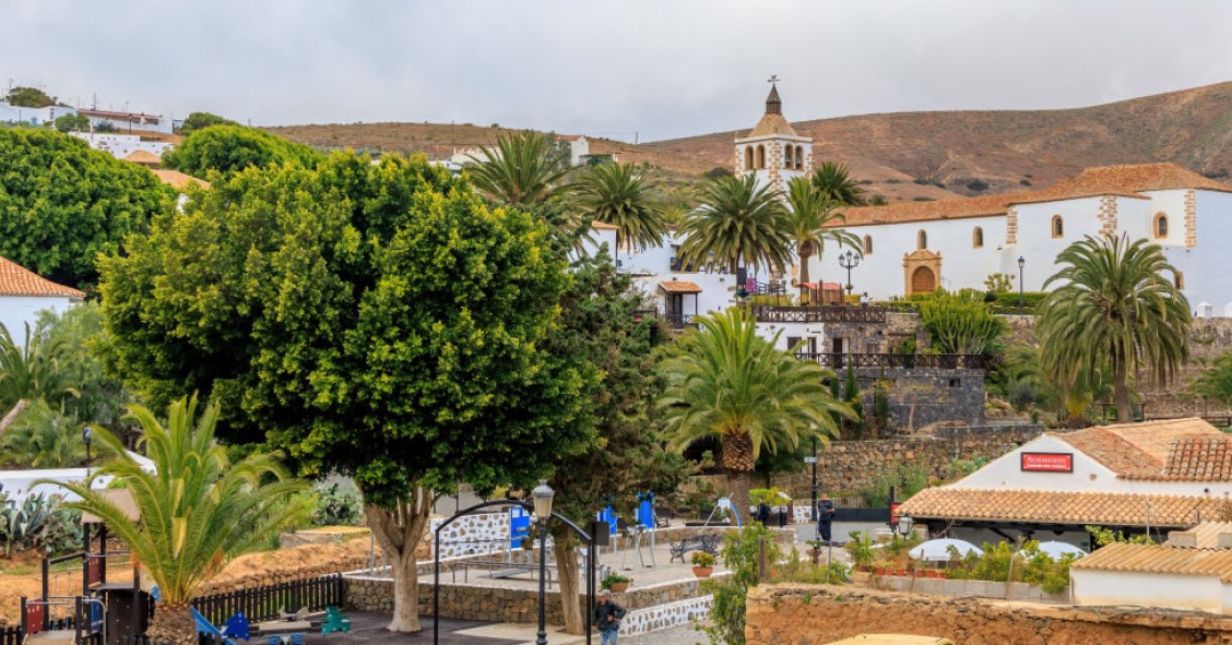 pueblo mas antiguo de canarias