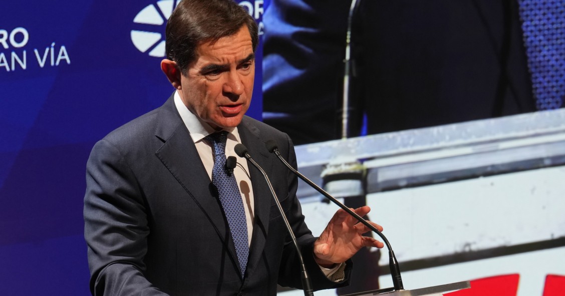 El presidente del BBVA, Carlos Torres Vila, durante su intervención en el Foro Gran Vía celebrado este viernes en Bilbao