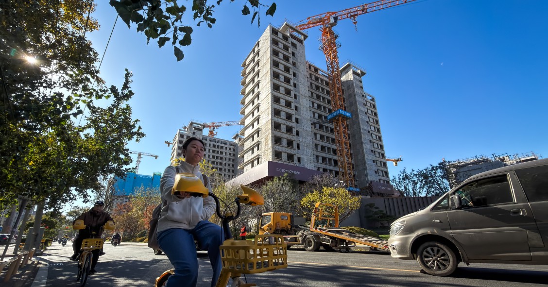 UBS prevé que los precios de la vivienda en China seguirán bajando dos años más