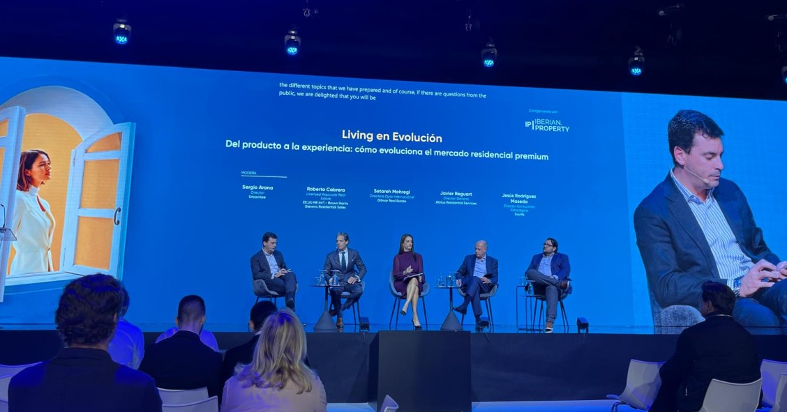 Sergio Arana (Urbanitae), Roberto Cabrera (Brown Harris Stevens), Setareh Mohregi (Gilmar), Javier Reguart (Alatus) y Jesús Rodríguez Maseda (Savills)