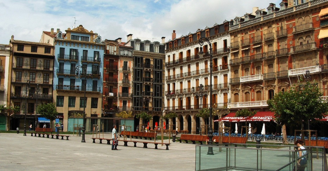 poblacion de pamplona