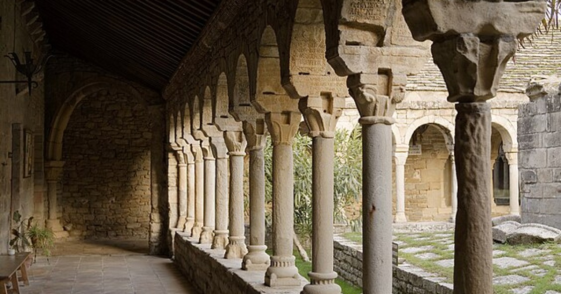 Claustro catedral Roda de Isábena