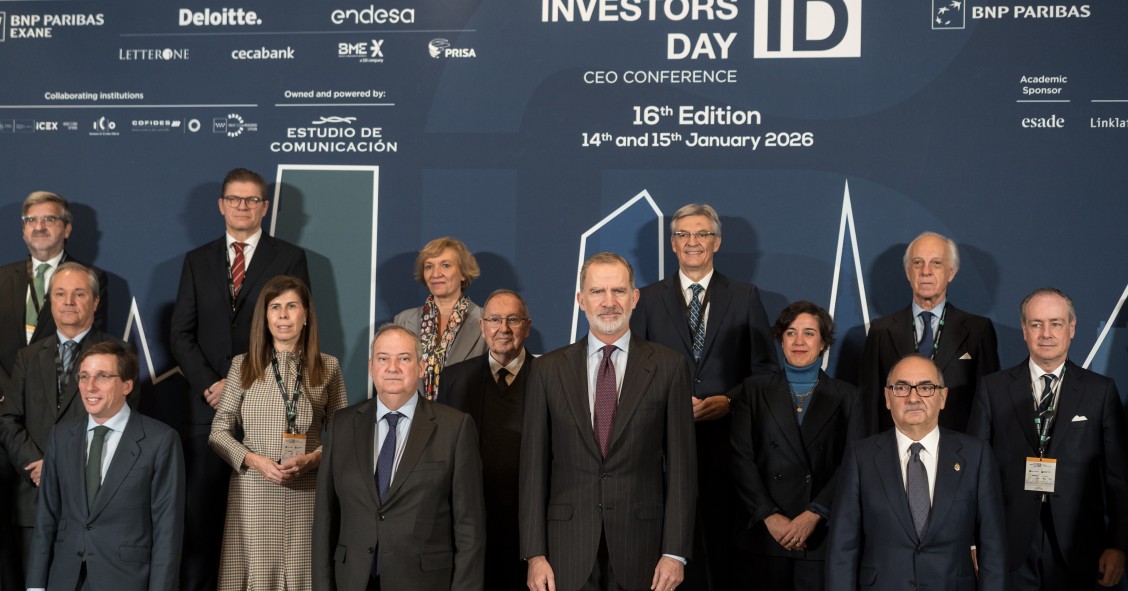 Foto de familia durante la inauguración de la XVI edición del Spain Investors Day (SID), en el Hotel Four Seasons, a 14 de enero de 2026, en Madrid (España). 