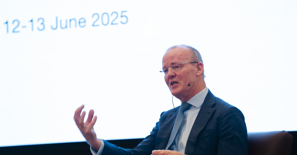 Archivo - El presidente del Banco de los Países Bajos, Klaas Knot, durante la quinta Conferencia de Estabilidad Financiera, en la sede del Banco de España, a 12 de junio de 2025, en Madrid (España). El encuentro se celebra los días 12 y 13 de junio, organ