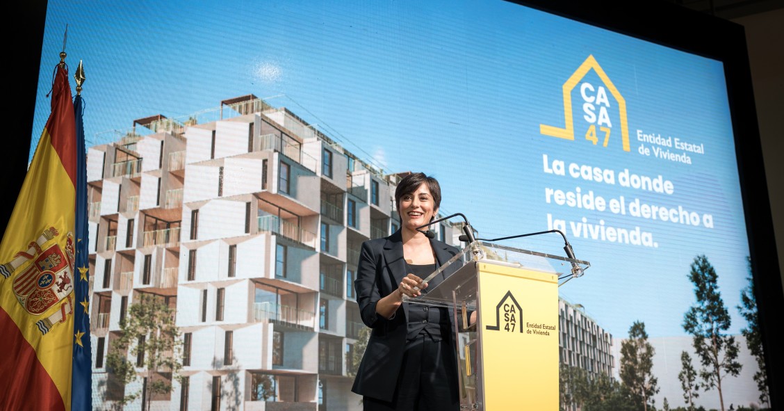 Archivo - La ministra de Vivienda y Agenda Urbana, Isabel Rodríguez, interviene durante la presentación de la Entidad Estatal de Vivienda, en el Espacio Rastro