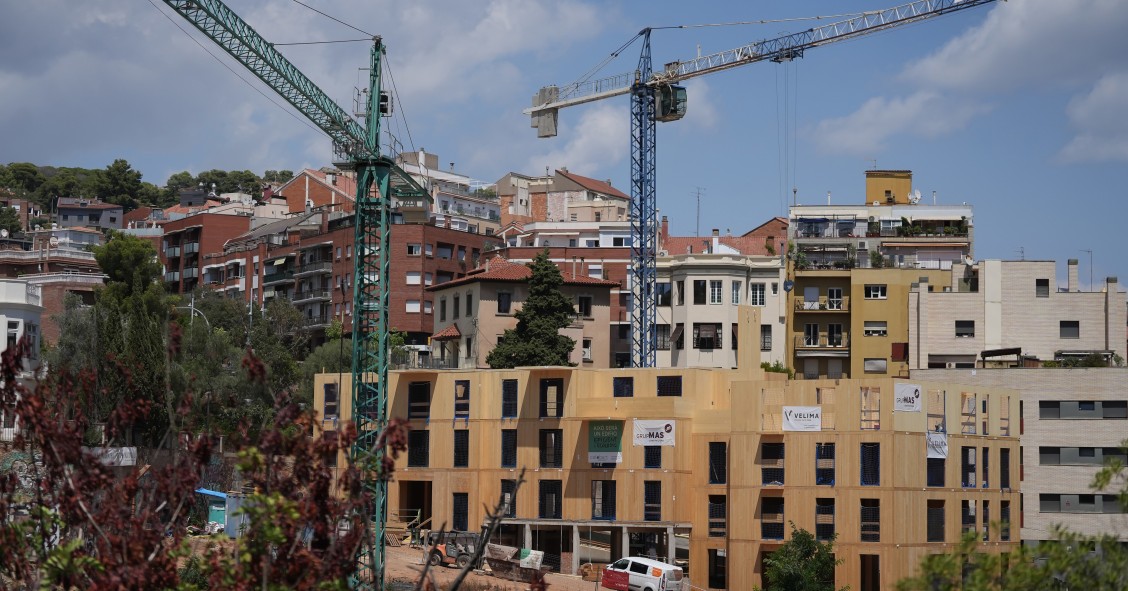 Construcción de un edificio sostenible en Vallcarca, a 31 de julio de 2025, en Barcelona, Catalunya (España). 