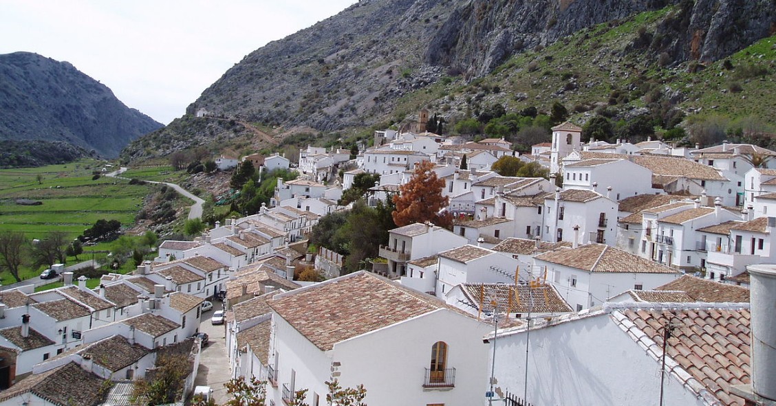 pueblo mas pequeño de cadiz