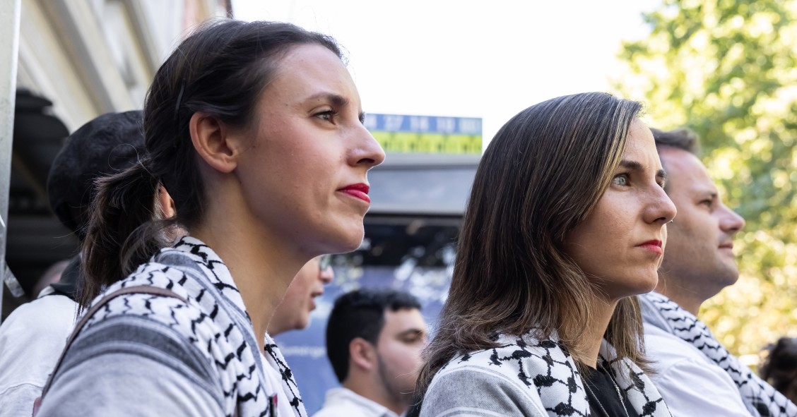 La eurodiputada, Irene Montero, y la secretaria de Podemos, Ione Belarra