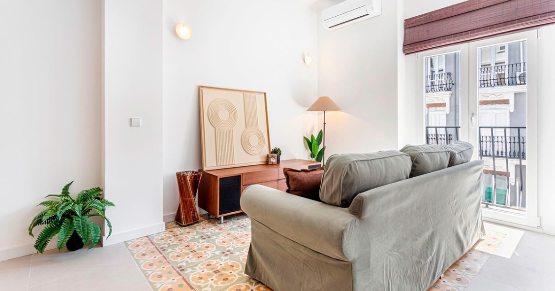 Cada vez hay menos casas en propiedad en España: baja el alquiler y suben las cesiones de viviendas