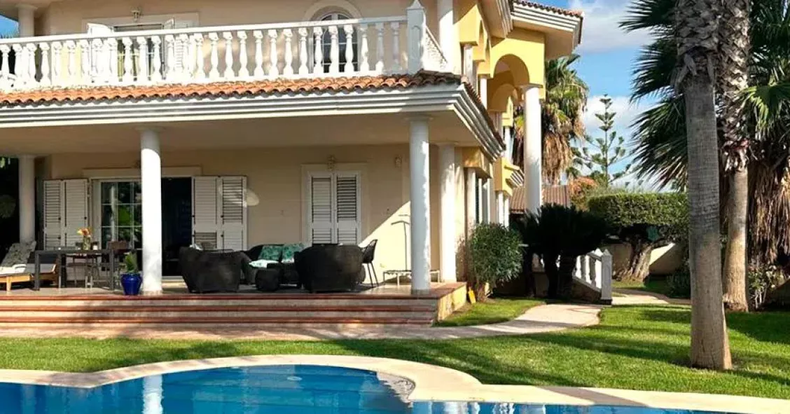 Home in L'Eliana, València - 890,000 euros