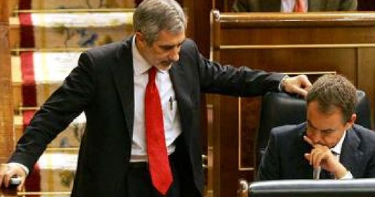 El psoe pacta con iu modificar los límites para poder desgravar al comprar casa