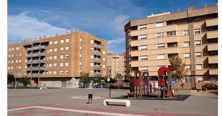 Vpo móstoles: la crisis obliga a ofertar 2.600 pisos a personas de otros municipios
