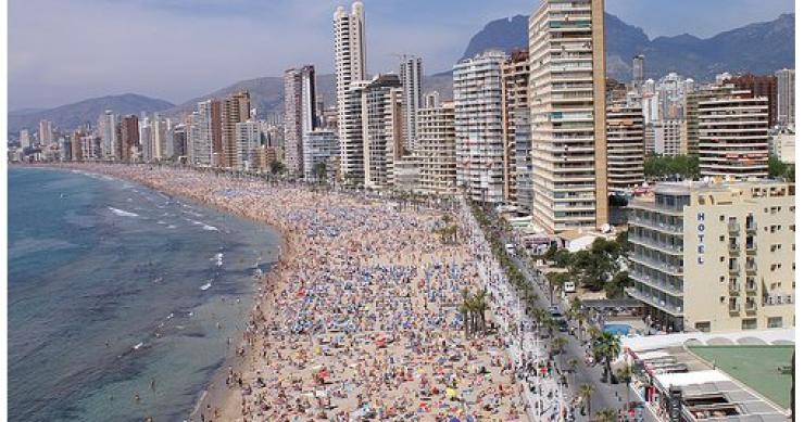 “pasarán más de tres años hasta que se vendan todos los apartamentos de la costa”