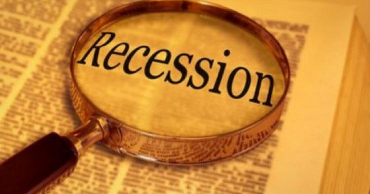 El gurú de la recesión teme una recuperación anémica y otra crisis