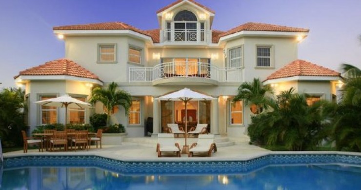 La vivienda de lujo baja entre un 10% y 25% en España