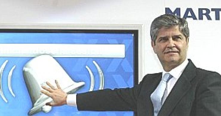 fernando martín el día del estreno en bolsa de martinsa Las acciones de martinsa fadesa pasan a valer 5,38 euros, un 25% menos