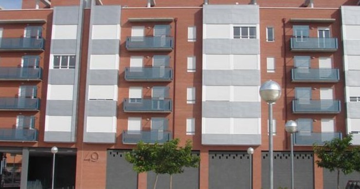 "Mientras siga zapatero, el sector inmobiliario no tiene nada que hacer"