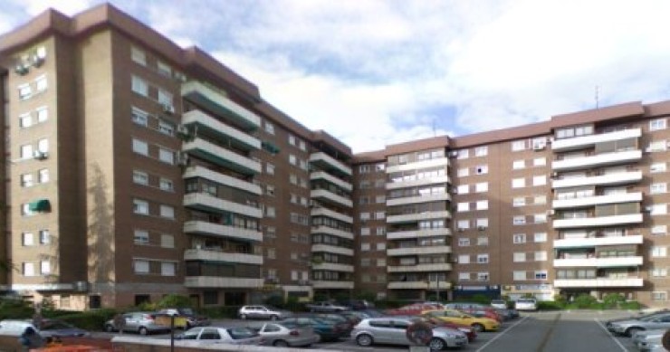 Vecinos de Madrid protestan contra la política de realojos de gallardón porque impacta en el valor de sus casas