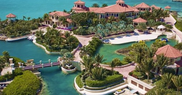 Isla y mansión de lujo en el mar caribe (Bahamas)