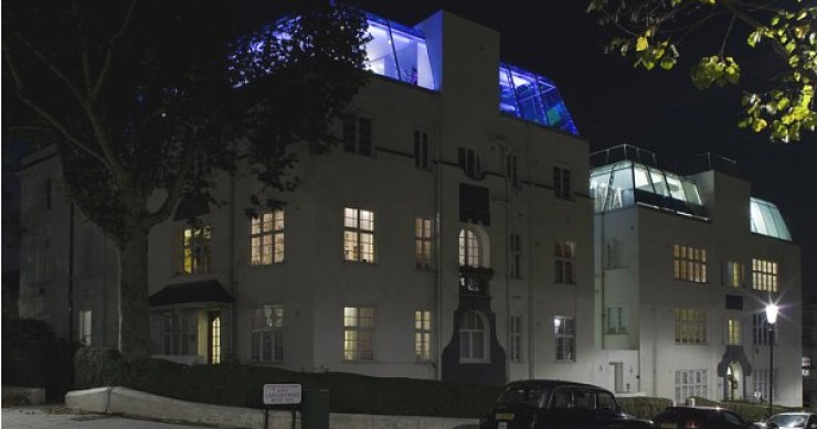 Ático futurista con ascensor de cristal en notting hill (londres)