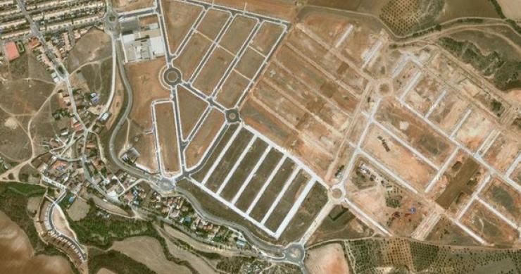 quer, en la provincia de guadalajara: 449 vecinos viven en un área proyectada para miles La burbuja inmobiliaria en España vista desde el cielo (fotos)