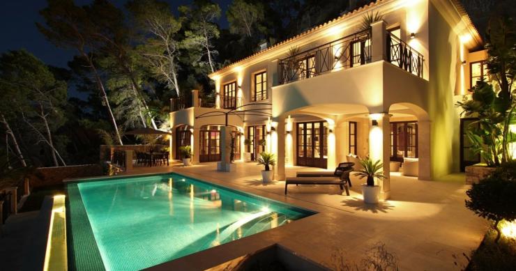 Villa mallorquina con vistas al mar abierto