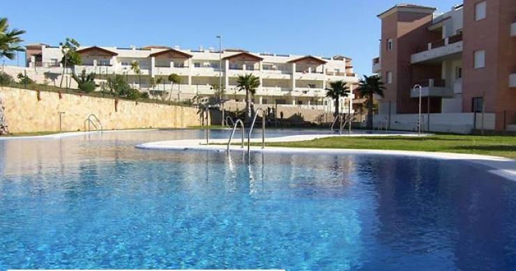 51 pisos nuevos de bancos con piscina (tabla)