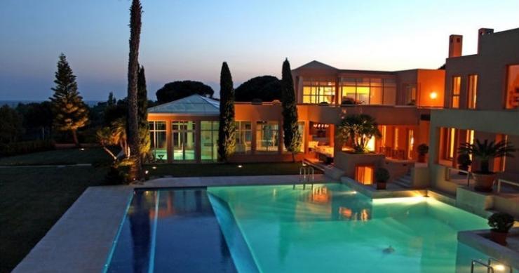 Casa de ensueño: una obra maestra de la arquitectura en la costa de Portugal en Cascais