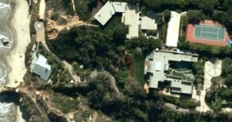 Estrellas de hollywood que han vendido o comprado viviendas pese a la crisis (fotos)