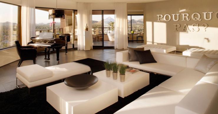 Una obra de arte con vistas de 360º A la ciudad de fénix 