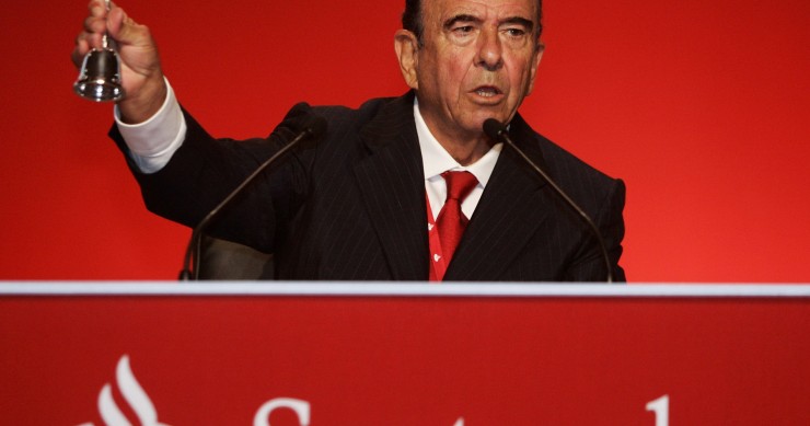 Santander pone a la venta un paquete de 3.000 millones en inmuebles embargados