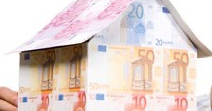 ¿Es mejor amortizar hipoteca o invertir los ahorros en un depósito?