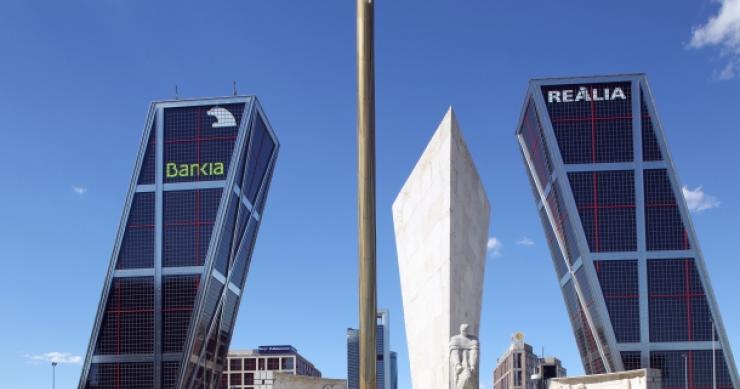Bankia estudia desprenderse de sus inmuebles adjudicados