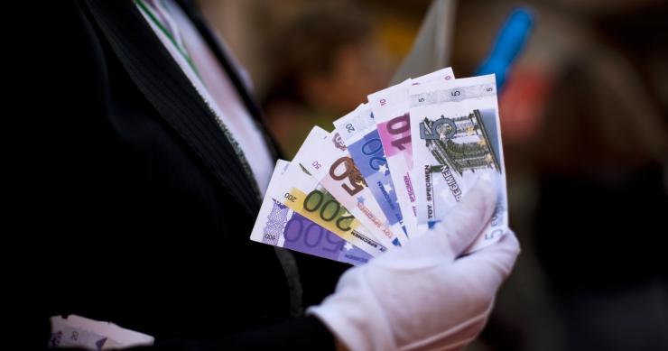 Ser funcionario ya no es suficiente para que te den una hipoteca