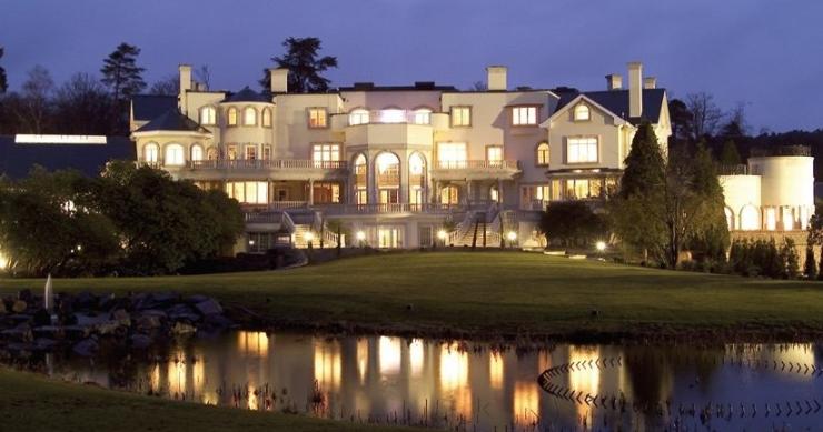 La que fue la casa más cara de reino unido se vende por un 40% de su precio original (fotos)