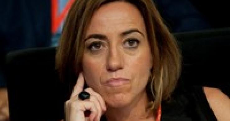 Carme chacón: "deberíamos haber pinchado la burbuja inmobiliaria antes"