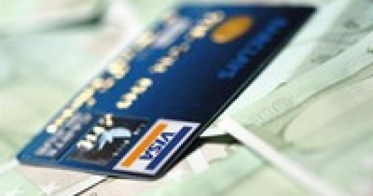 Cinco consejos básicos para usar las tarjetas bancarias en el extranjero