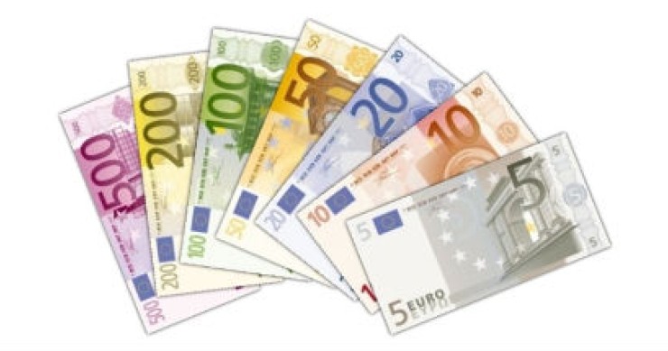 pagar menos al principio sale caro al final La banca se da un baño de liquidez sin precedentes al pedir 489.191 millones al bce