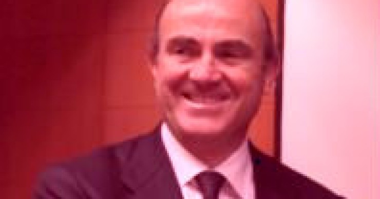 De guindos advierte de que la reforma financiera traerá un nueva bajada en el precio de los pisos