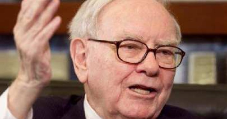 Buffett: "si pudiera, actualmente compraría un par de cientos de miles de viviendas como inversión"